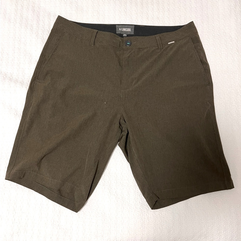 Linksoul men’s green Boardwalker golf shorts